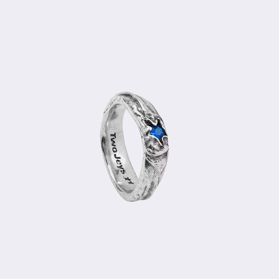 twojeys-blue-stone-ring-419422006.jpg twojeys-blue-stone-ring-419422006