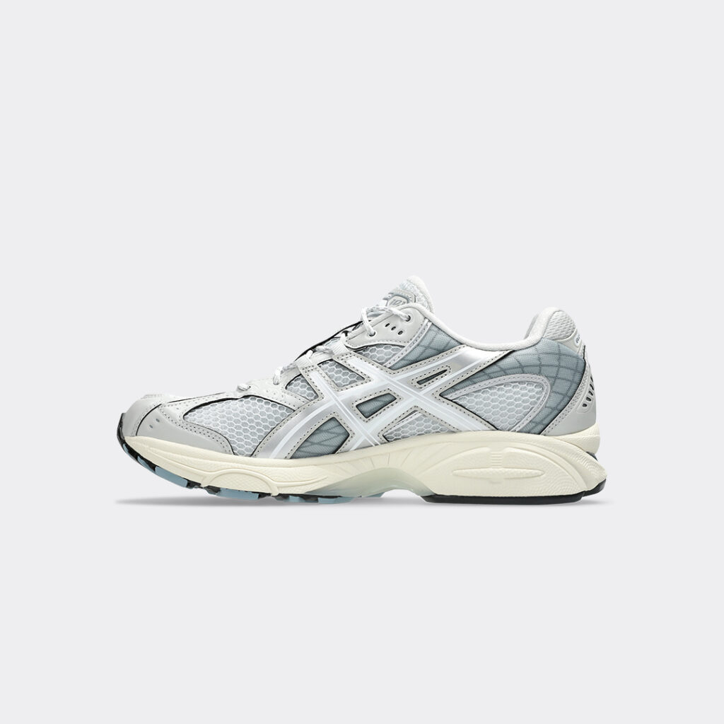 asics-gel-nimbus-10-1-sportstyle-shoes-1203a543-026-glacier-grey-2