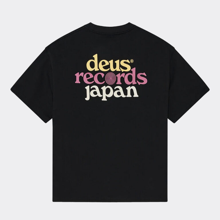 deus-ex-machina-strata-os-tee-d263uts136-black