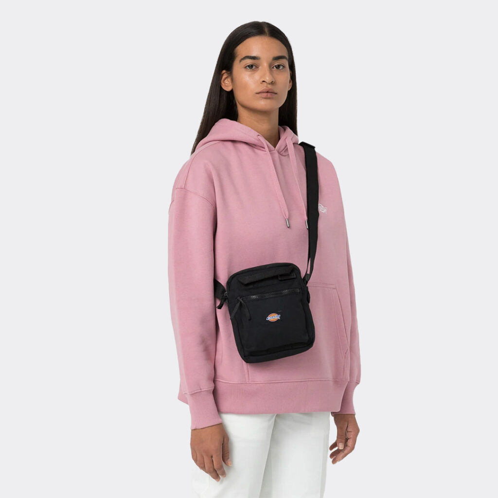 dickies-moreauville-cross-body-bag-dk0a4x7rblk1-black-4