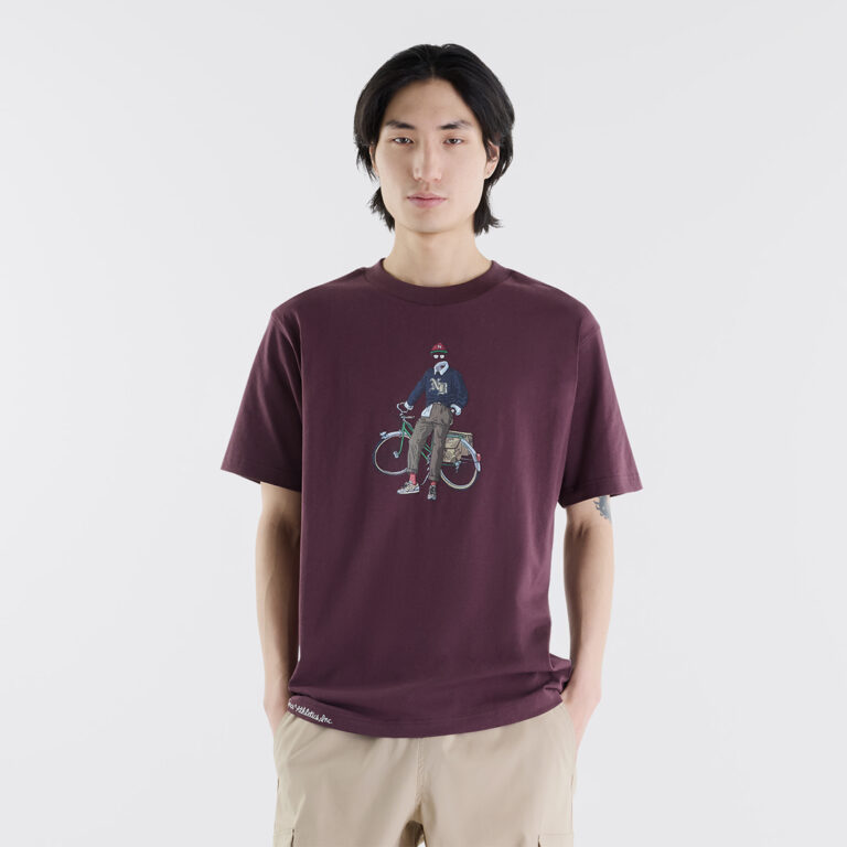 new-balance-varsity-bike-t-shirt-mt62m4zx-ylr-cherry-leather