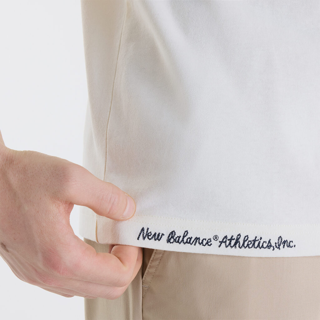 new-balance-varsity-gym-t-shirt-mt6275eo-aga-angora-3