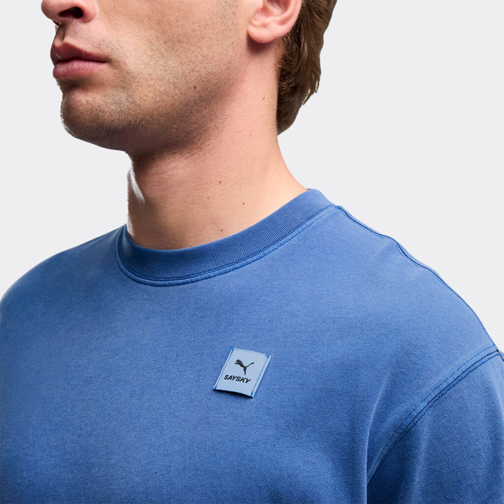 puma-x-saysky-graphic-team-tee-529015-98-cobalt-glaze-2