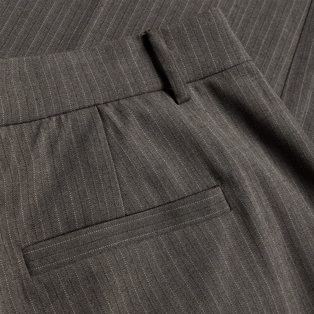 woodbird-wbbin-hb-stripe-pants-2636-202-dark-grey-5