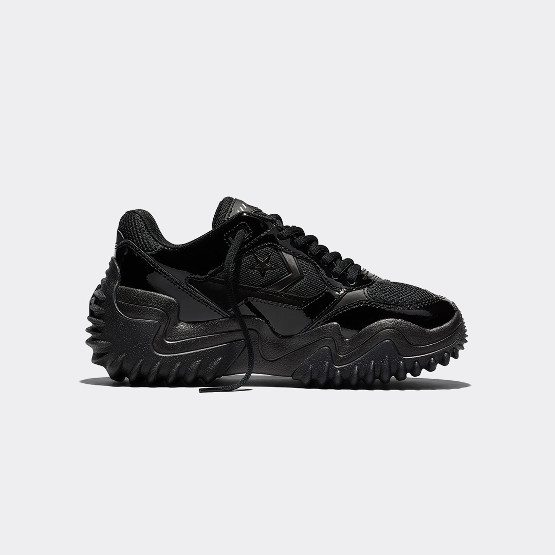 converse-wave-motion-trainer-a22434c-black.jpg converse-wave-motion-trainer-a22434c-black