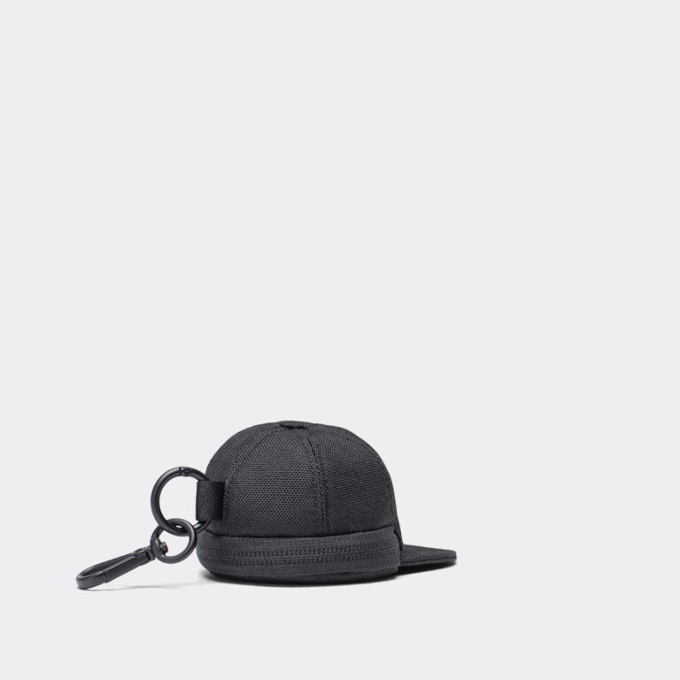 herschel-classic-sylas-cap-bag-charm-black-80016-00001-1