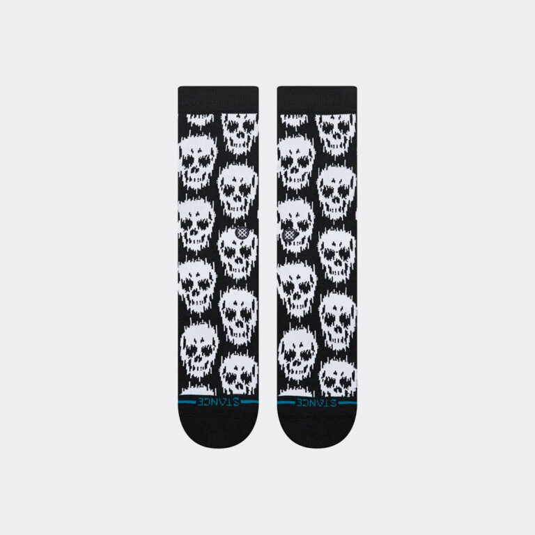 stance-static-skull-crew-socks-a556c26sta-blk-black-1